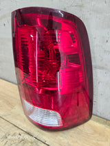 2009-2018 Dodge Ram 1500 2500 3500 RH Passenger Side Tail Light 55277414AF