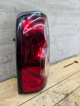 2003-2007 Chevrolet Silverado 1500 2500 3500 HD LH Driver Side Tail Light
