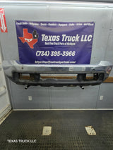 1999-2004 Ford Super Duty F250 F350 F450 F550 Excursion Front Bumper *Damage
