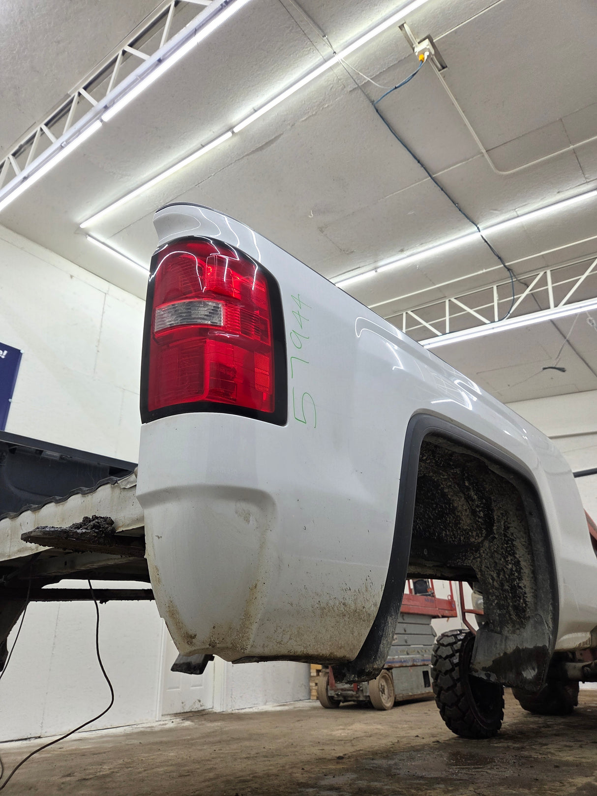 2014-2019 GMC Sierra 1500 2500 3500 HD 6' 6" Short Bed