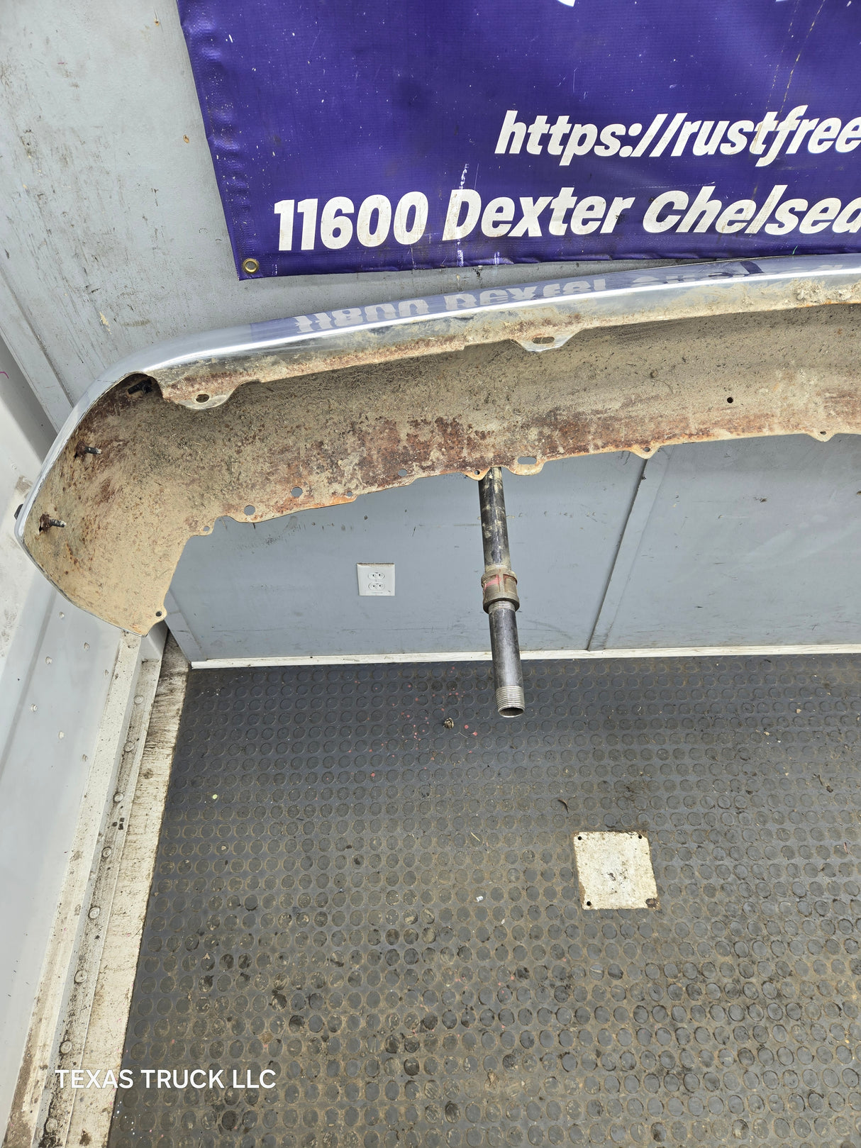 1988-1998 Chevrolet / GMC 1500 2500 3500 Front Bumper