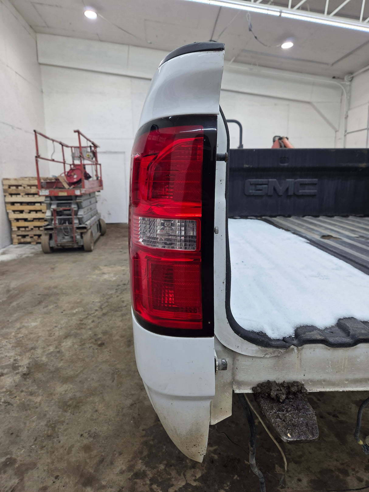 2014-2019 GMC Sierra 1500 2500 3500 HD 6' 6" Short Bed