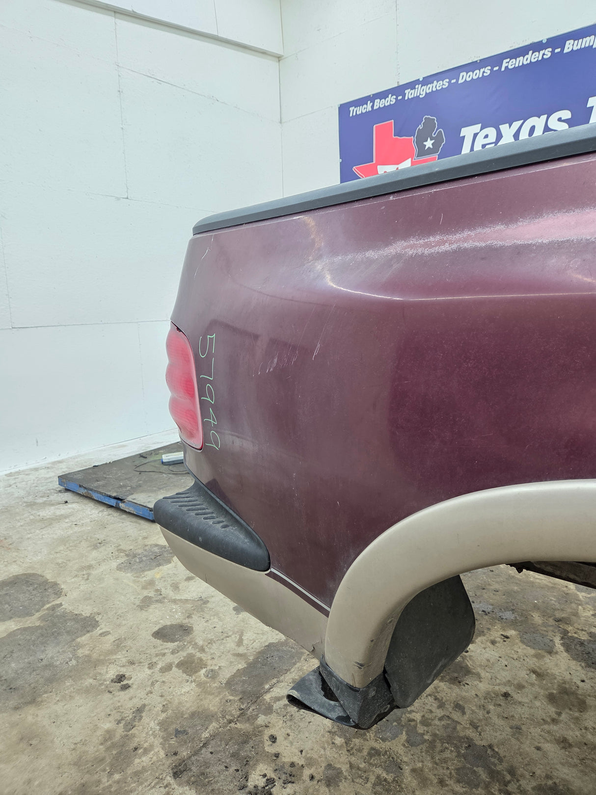 1997-2003 Ford F150 STEP SIDE 6' 6" Short Truck Bed