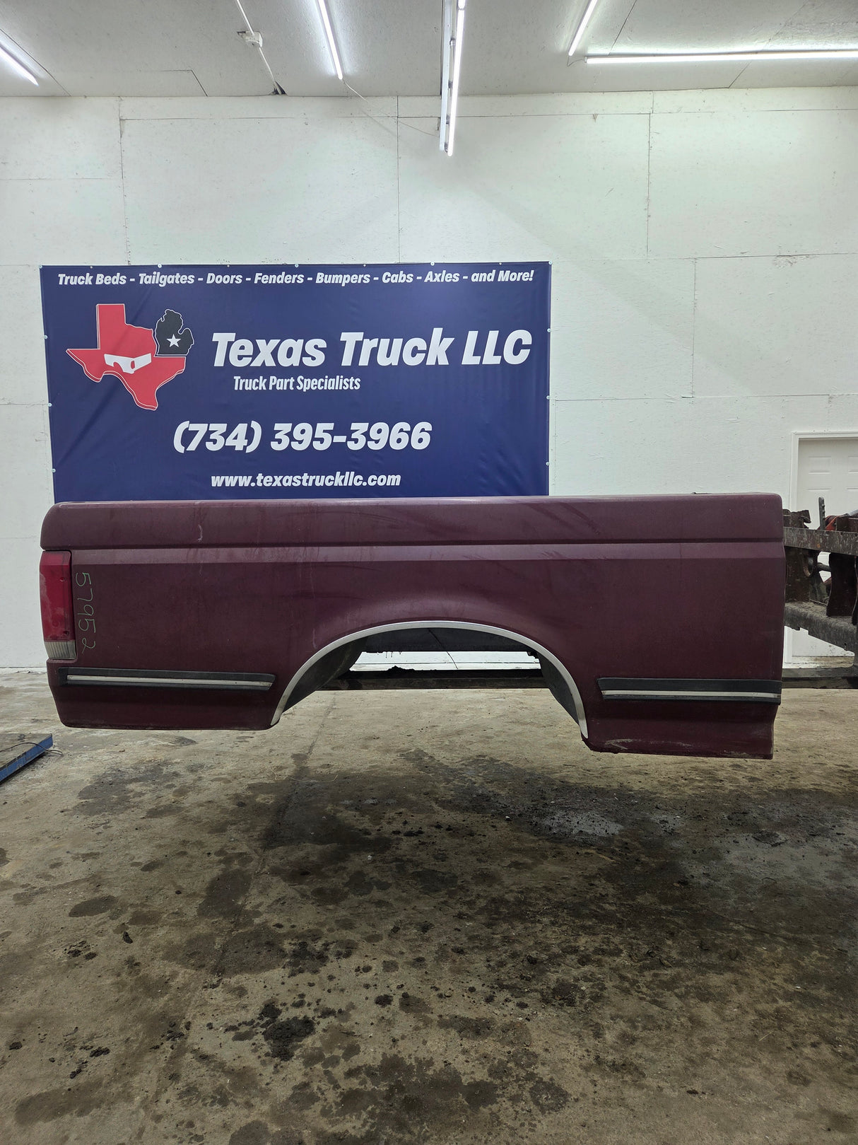 1987-1997 Ford F150 F250 F350 OBS 6' 9" Short Truck Bed