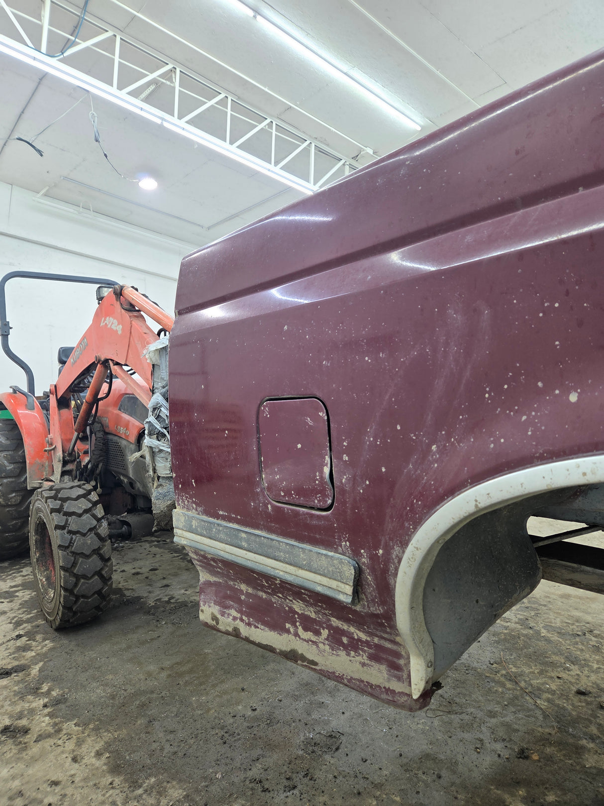 1987-1997 Ford F150 F250 F350 OBS 6' 9" Short Truck Bed