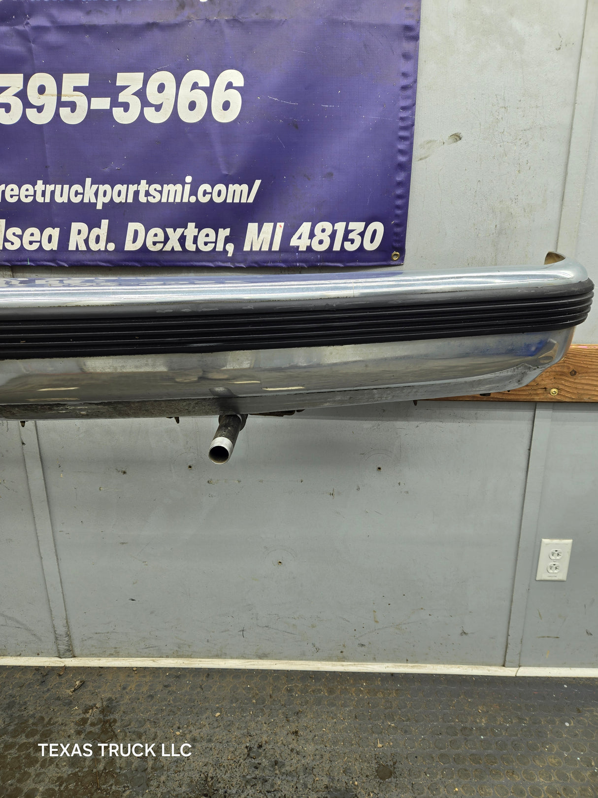 1988-1998 Chevrolet / GMC 1500 2500 3500 Front Bumper