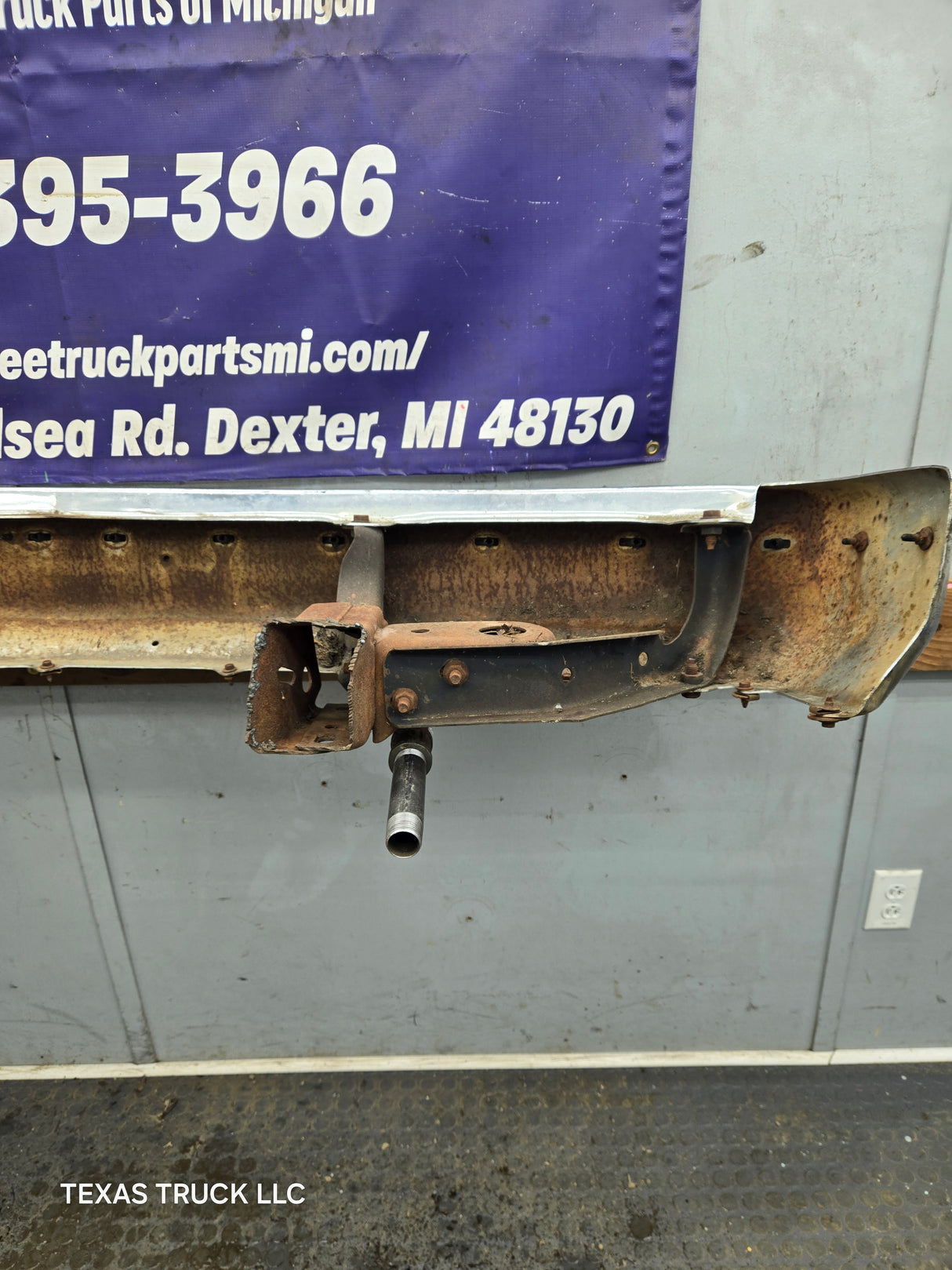 1988-1998 Chevrolet / GMC 1500 2500 3500 Front Bumper