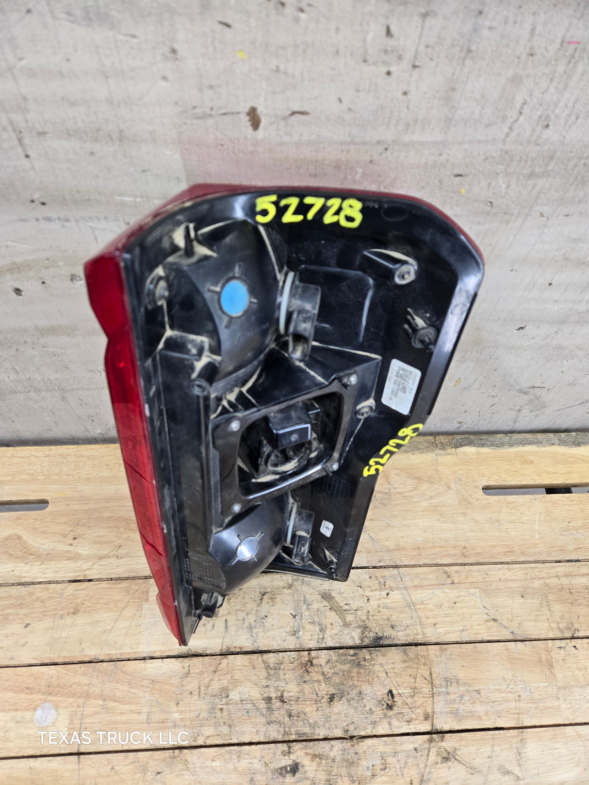 2023-2026 Ford Super Duty F250 F350 F450 LH Driver Side Incandescent Tail Light With Bliss PC3B-13B505-BH