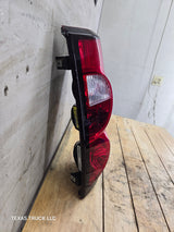 2003-2007 Chevrolet Silverado 1500 2500 3500 HD LH Driver Side Tail Light