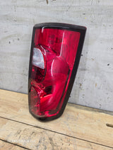 2003-2007 Chevrolet Silverado 1500 2500 3500 HD LH Driver Side Tail Light