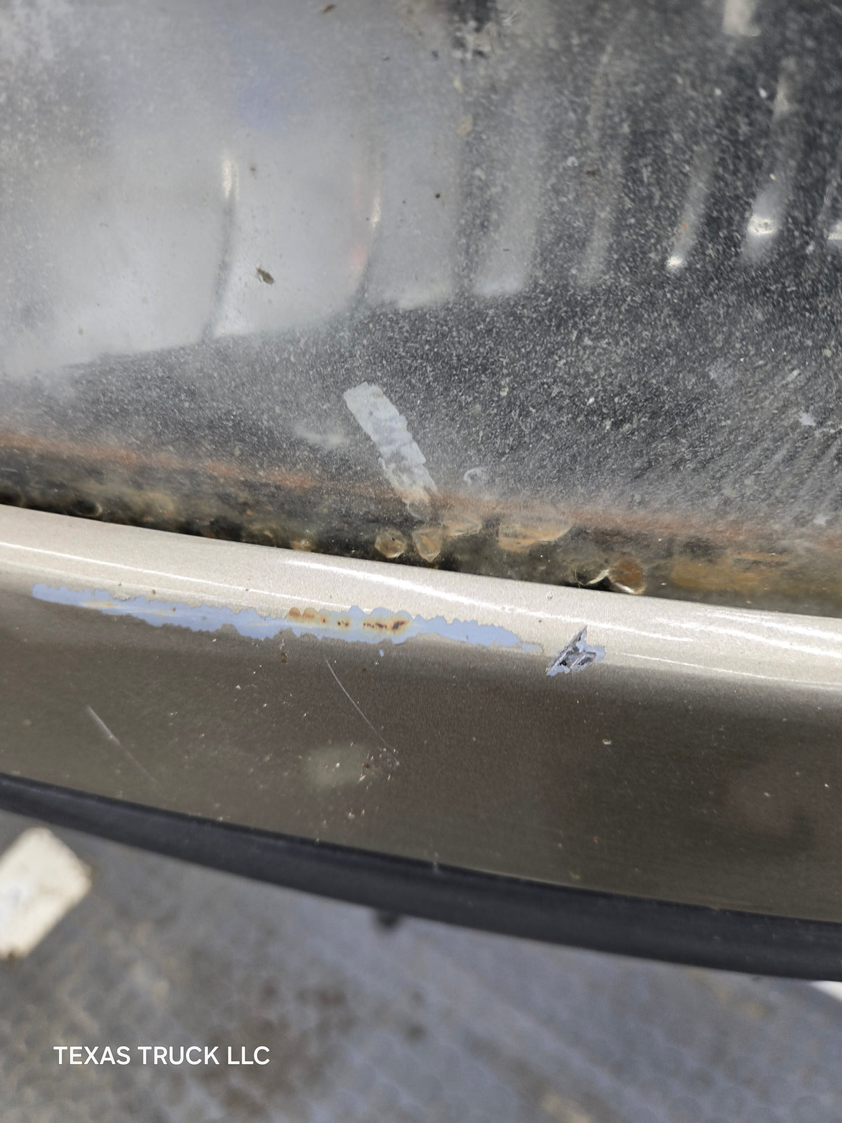 2004-2005 Ford F150 Front Bumper - Painted