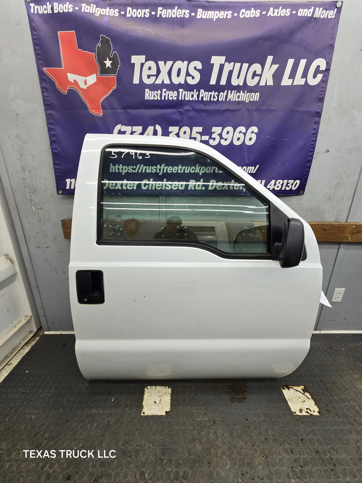 1999-2011 Ford Super Duty / Excursion Front Passenger RH Door F250 F350 F450 F550