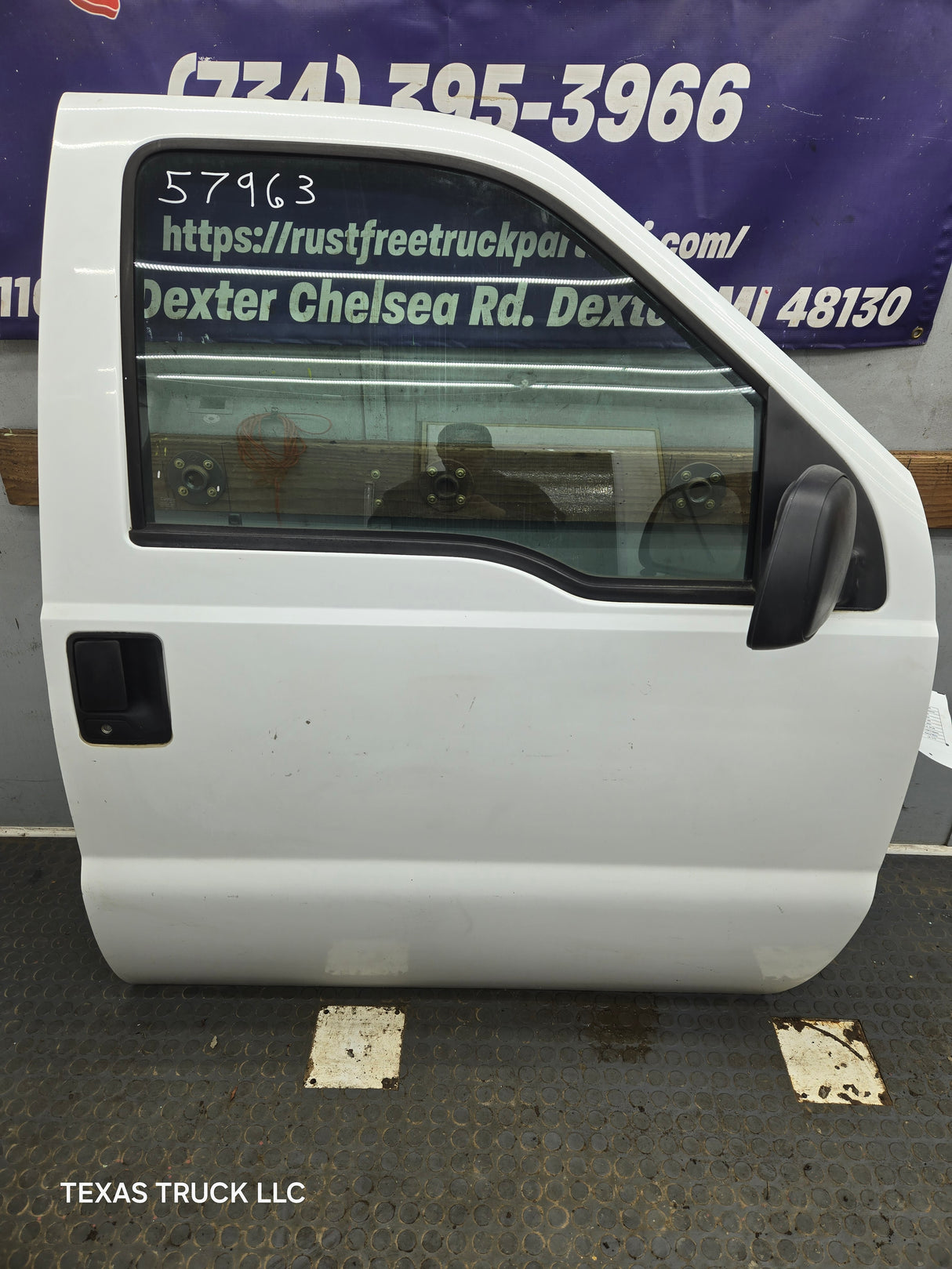 1999-2011 Ford Super Duty / Excursion Front Passenger RH Door F250 F350 F450 F550