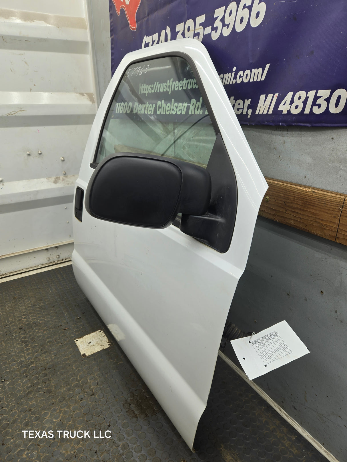 1999-2011 Ford Super Duty / Excursion Front Passenger RH Door F250 F350 F450 F550