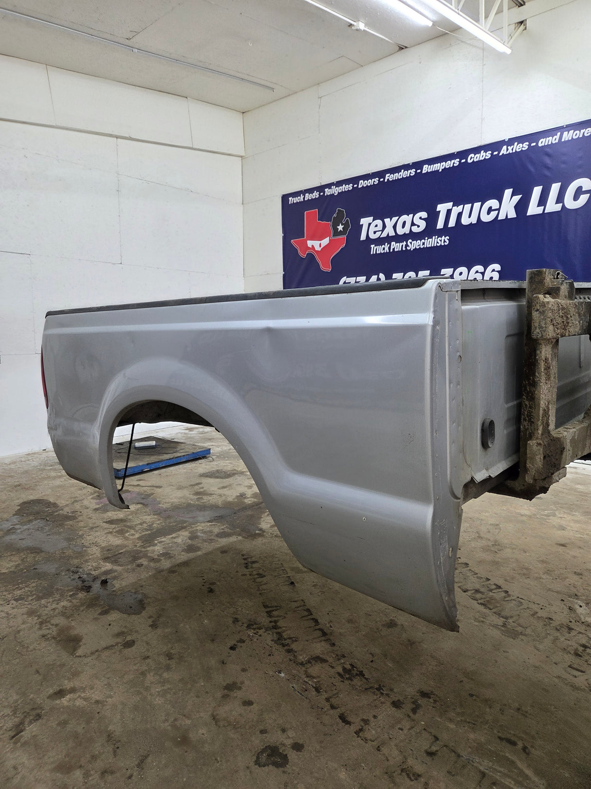 1999-2010 Ford Super Duty F250 F350 6' 9" Short Truck Bed