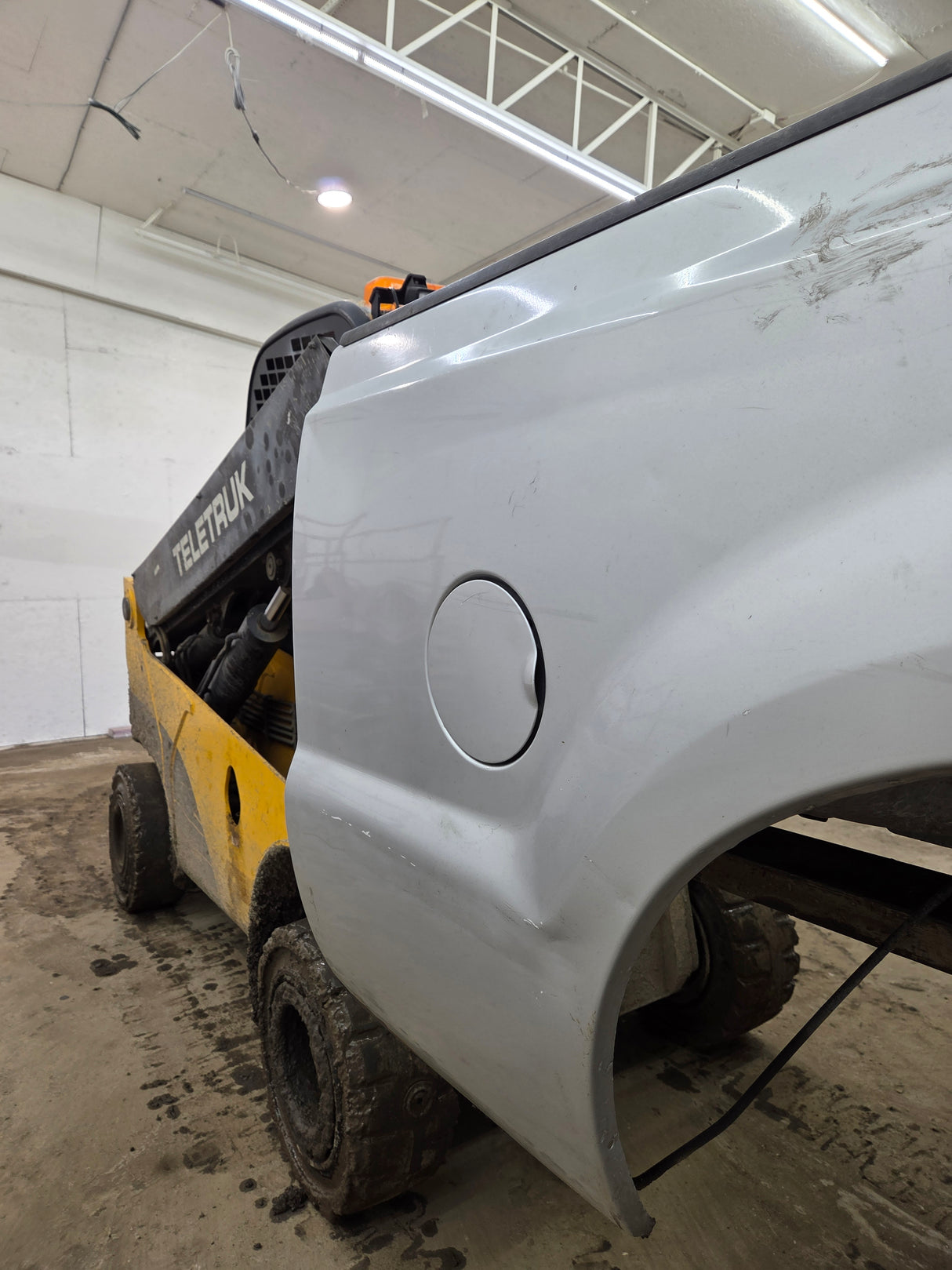 1999-2010 Ford Super Duty F250 F350 6' 9" Short Truck Bed