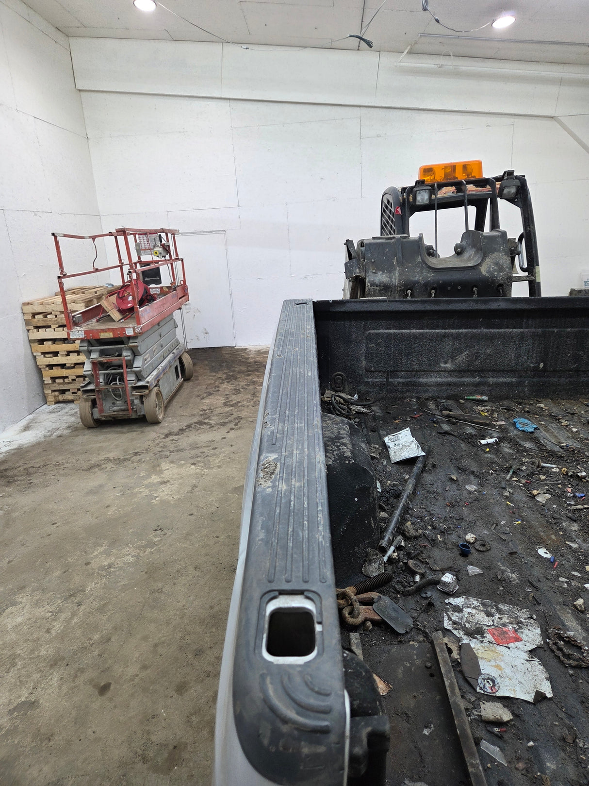 1999-2010 Ford Super Duty F250 F350 6' 9" Short Truck Bed
