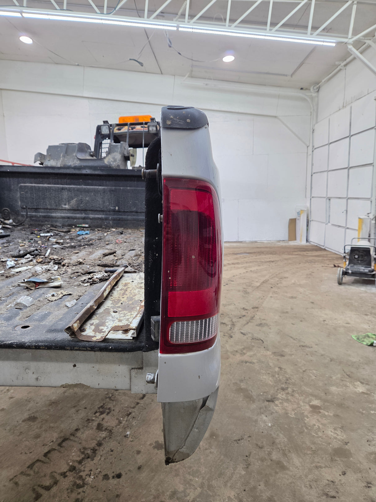 1999-2010 Ford Super Duty F250 F350 6' 9" Short Truck Bed