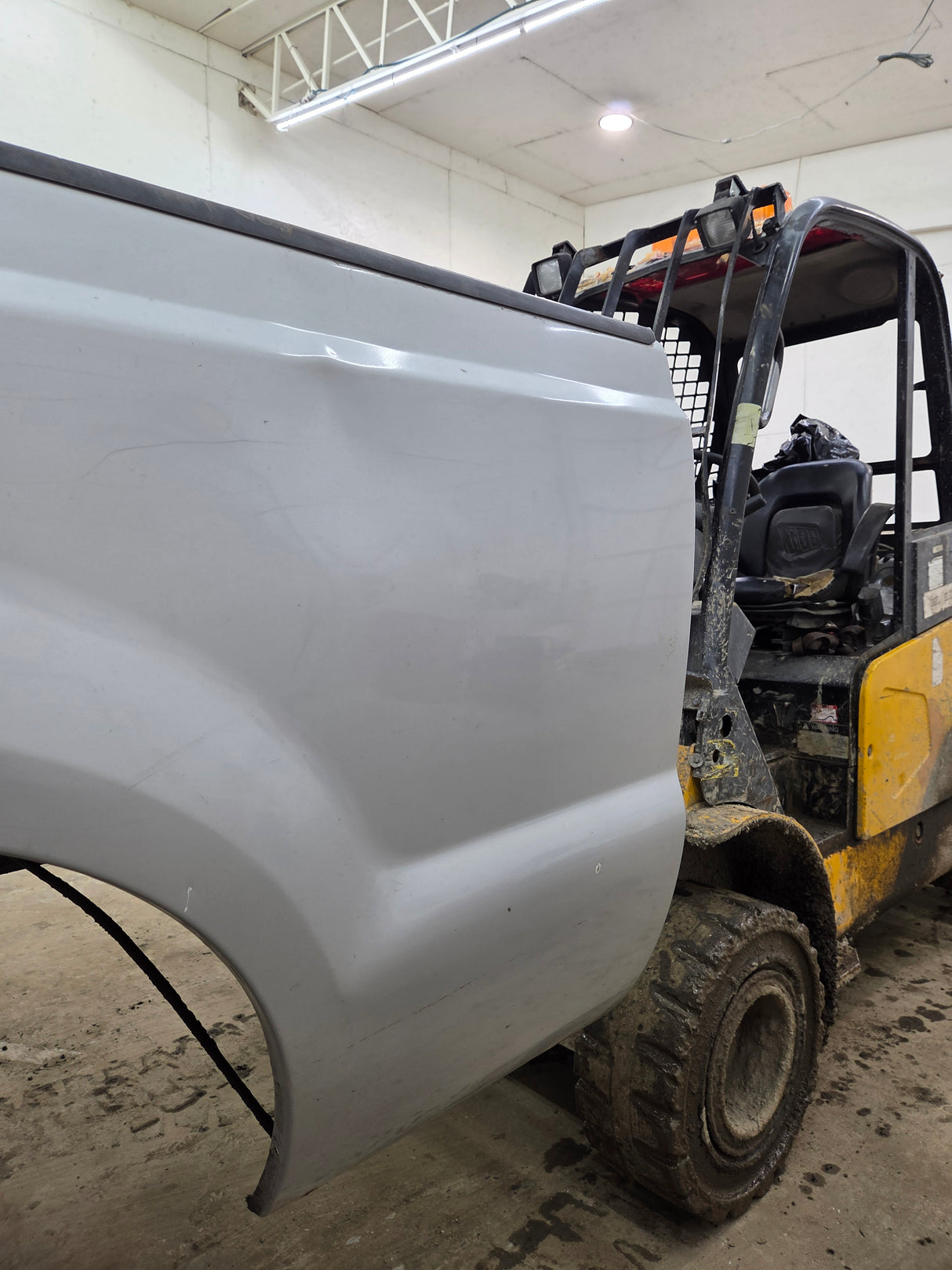 1999-2010 Ford Super Duty F250 F350 6' 9" Short Truck Bed
