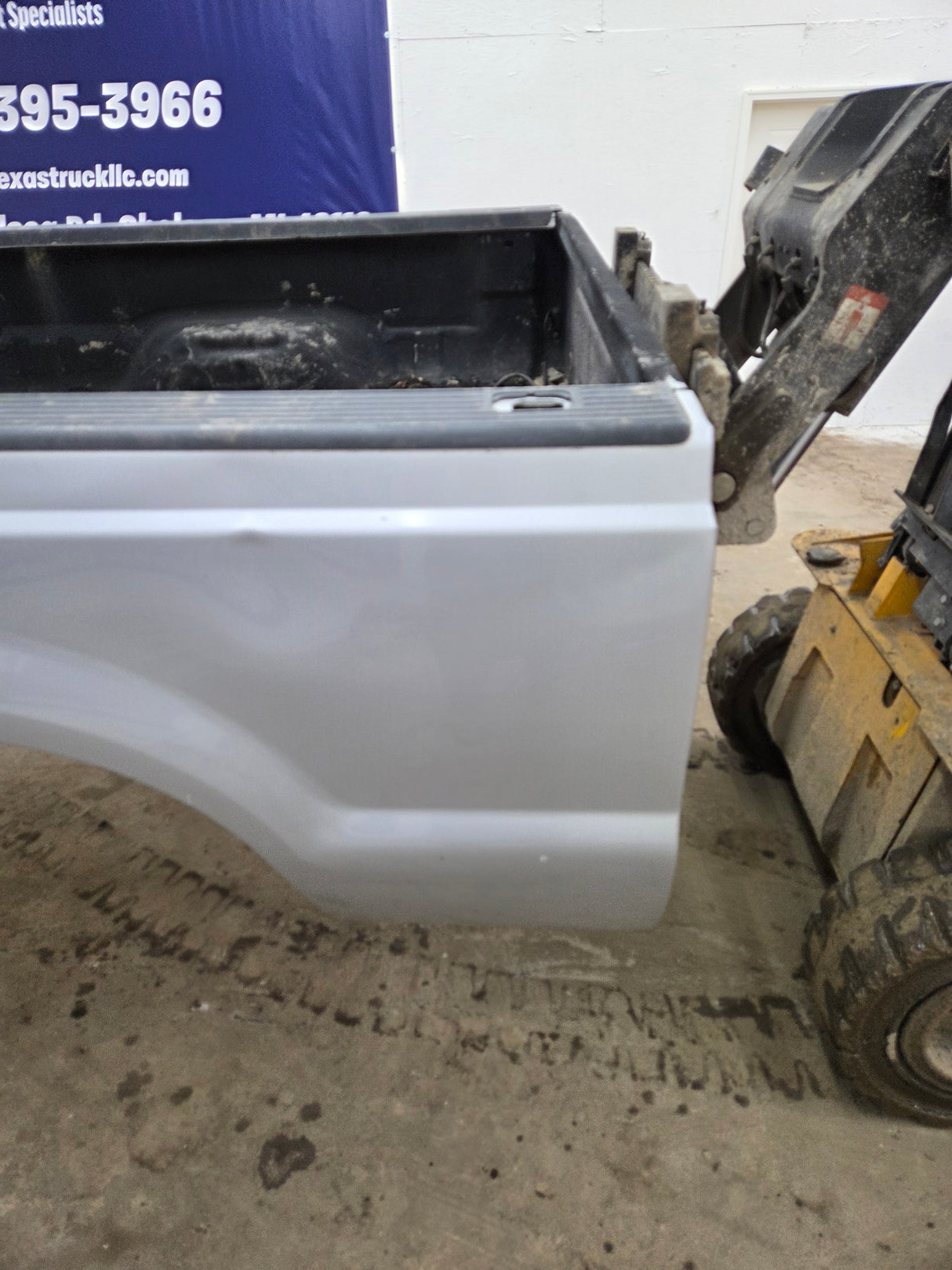 1999-2010 Ford Super Duty F250 F350 6' 9" Short Truck Bed