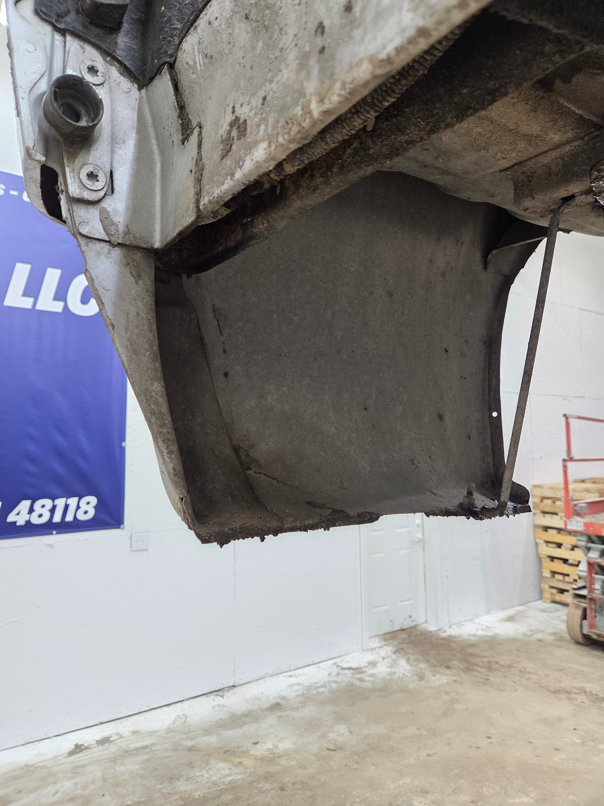 1999-2010 Ford Super Duty F250 F350 6' 9" Short Truck Bed