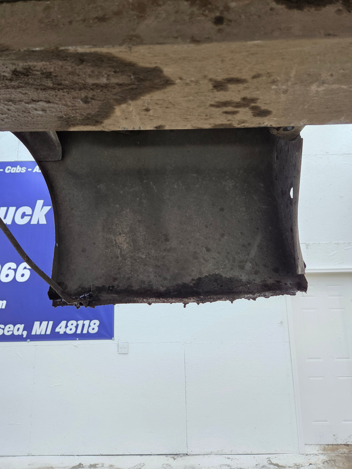 1999-2010 Ford Super Duty F250 F350 6' 9" Short Truck Bed