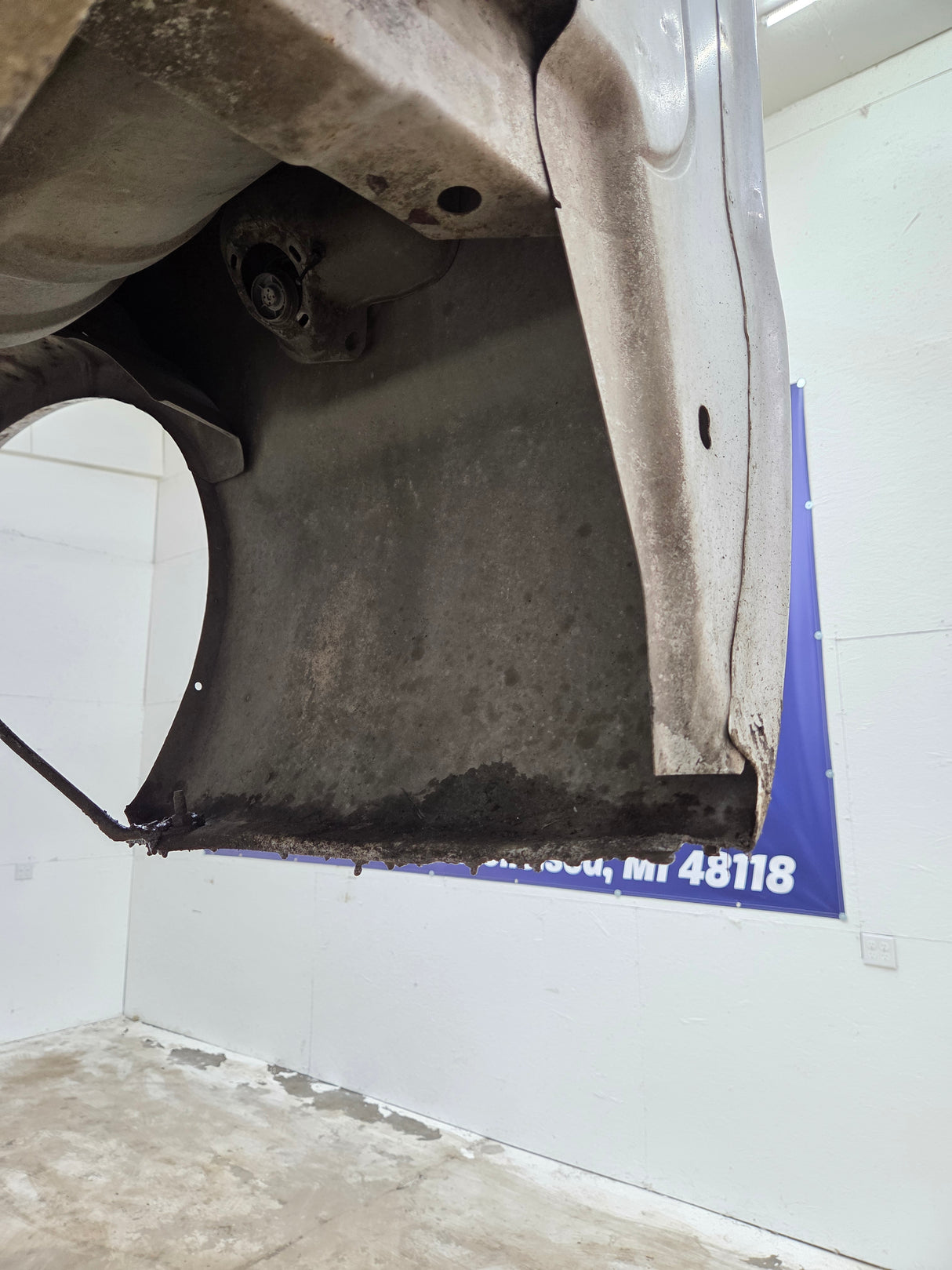 1999-2010 Ford Super Duty F250 F350 6' 9" Short Truck Bed