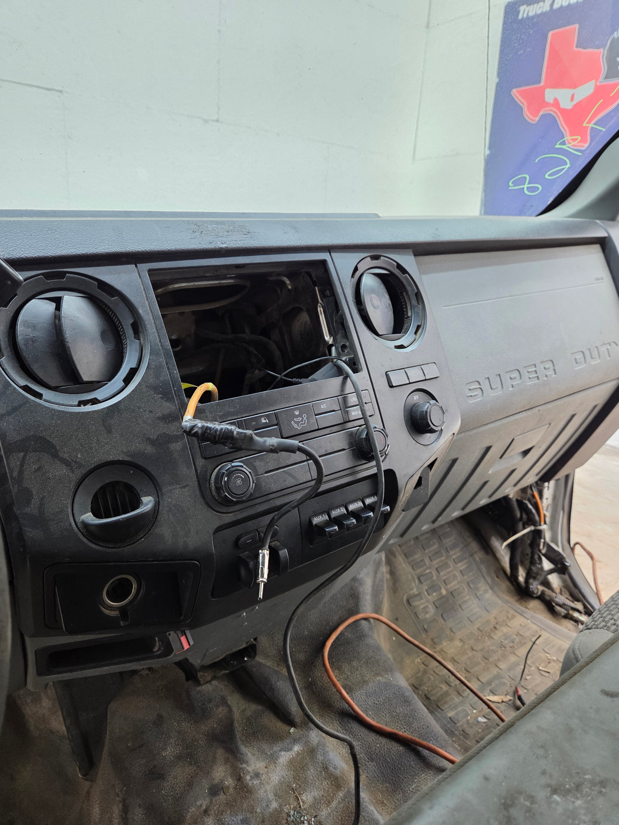 2011-2016 Ford Super Duty 4 door Crew Cab F250 F350 F450 F550 6.7L Power Stroke