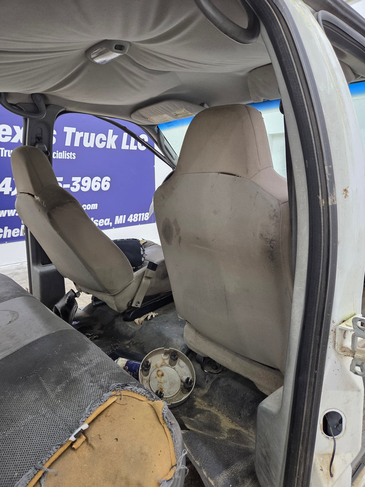 1999-2007 Ford Super Duty F250 F350 F450 F550 4 Door Crew Cab