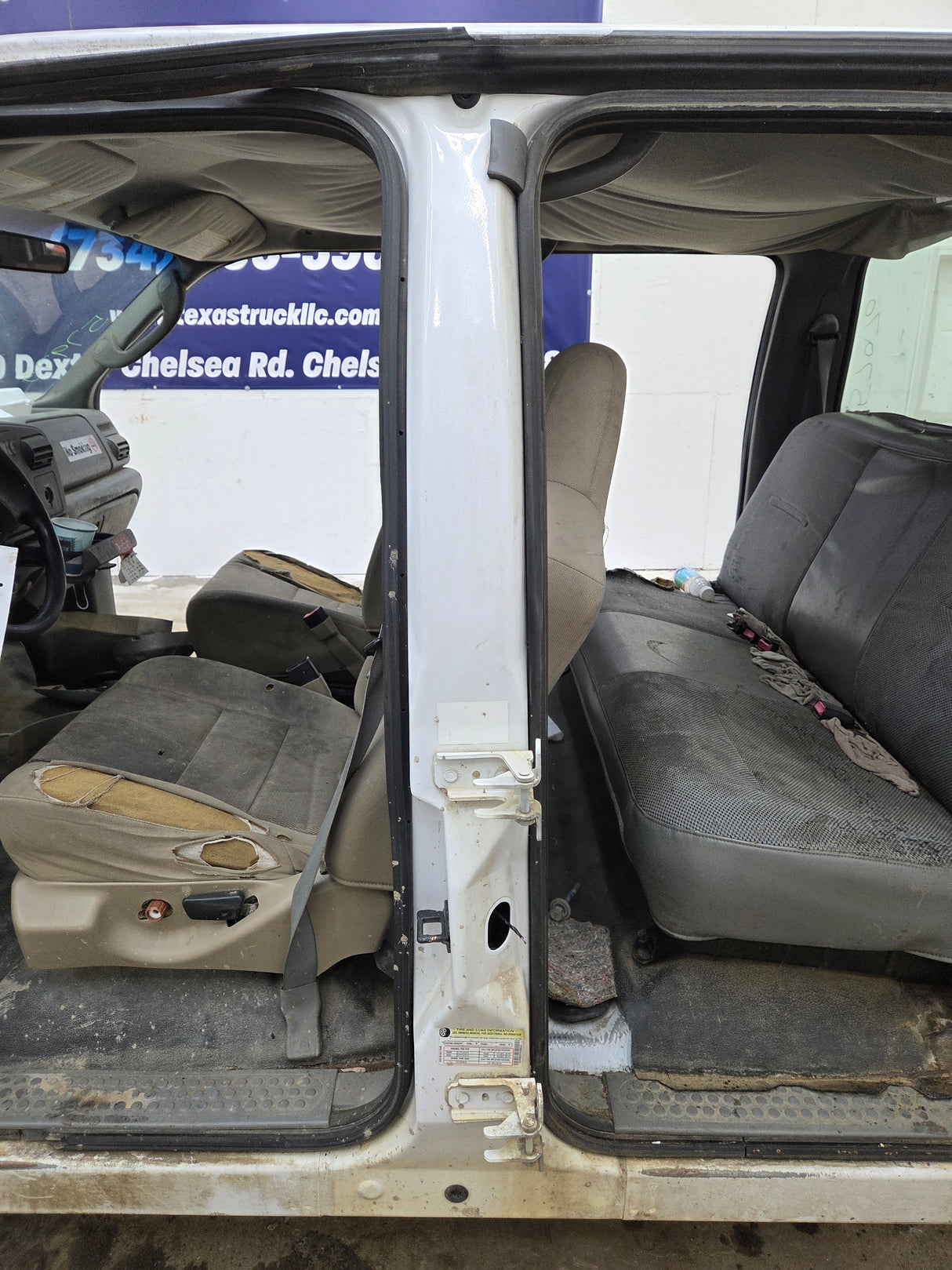 1999-2007 Ford Super Duty F250 F350 F450 F550 4 Door Crew Cab