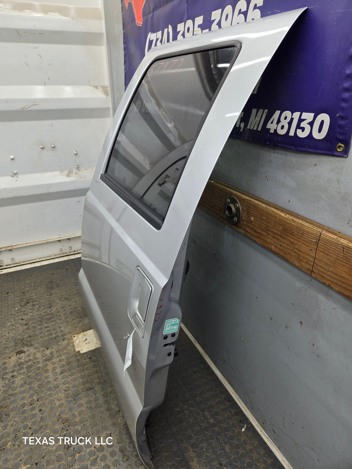 1999-2011 Ford Super Duty LH Driver Side Rear Crew Cab Door F250 F350 F450 F550