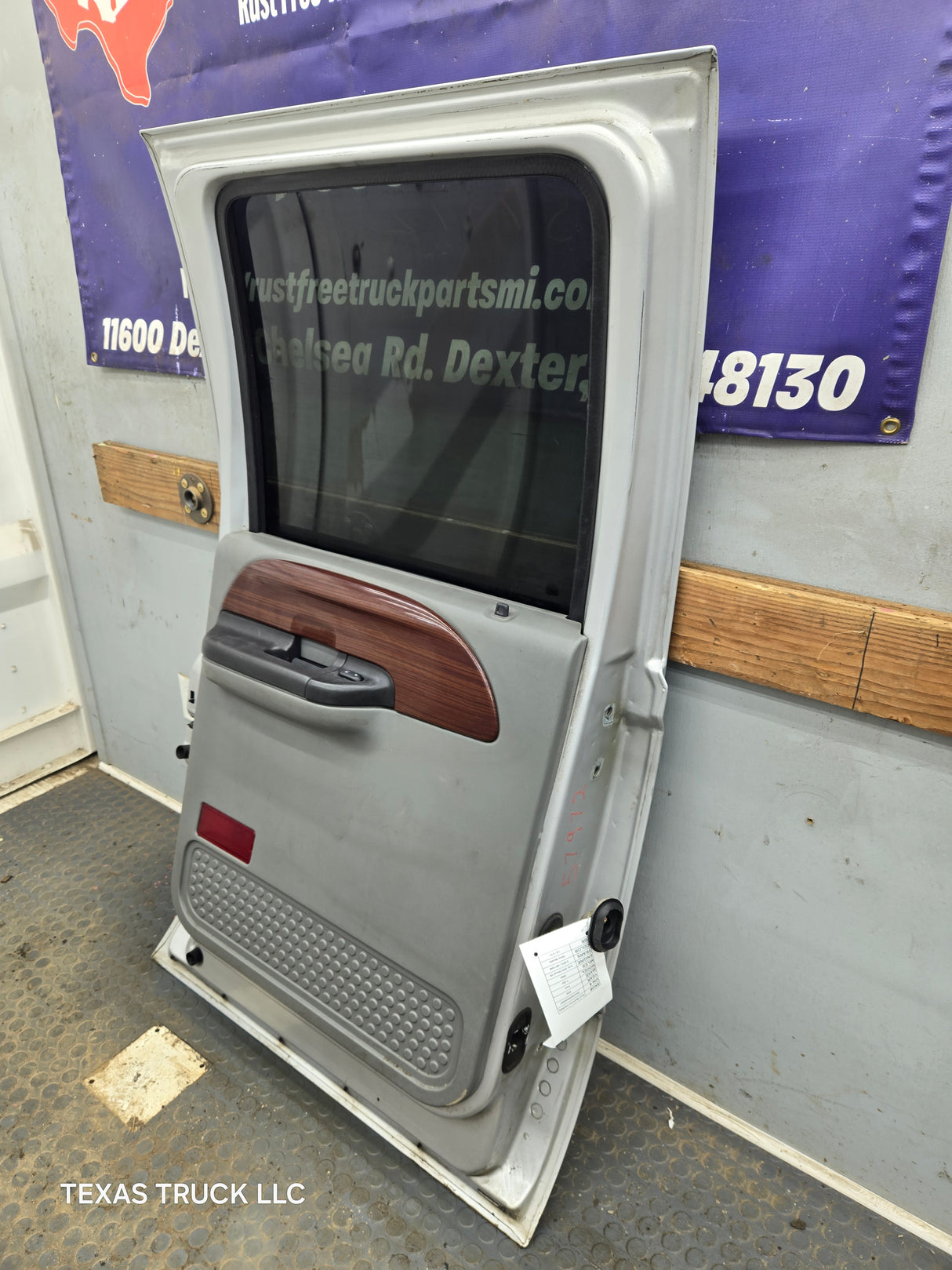 1999-2011 Ford Super Duty LH Driver Side Rear Crew Cab Door F250 F350 F450 F550