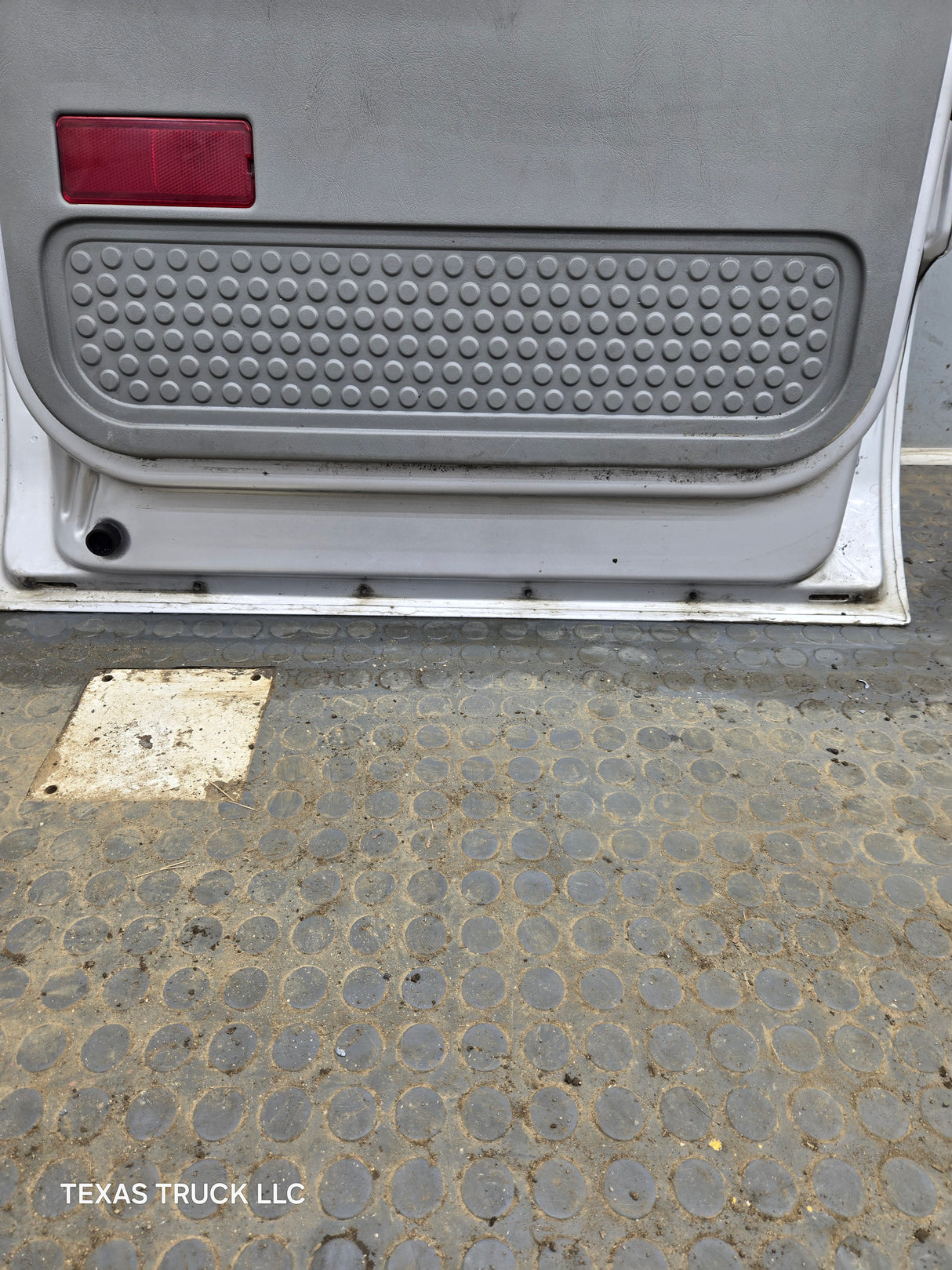 1999-2011 Ford Super Duty LH Driver Side Rear Crew Cab Door F250 F350 F450 F550