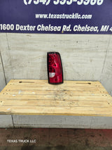 2003-2007 Chevrolet Silverado 1500 2500 3500 HD RH Passenger Side Tail Light