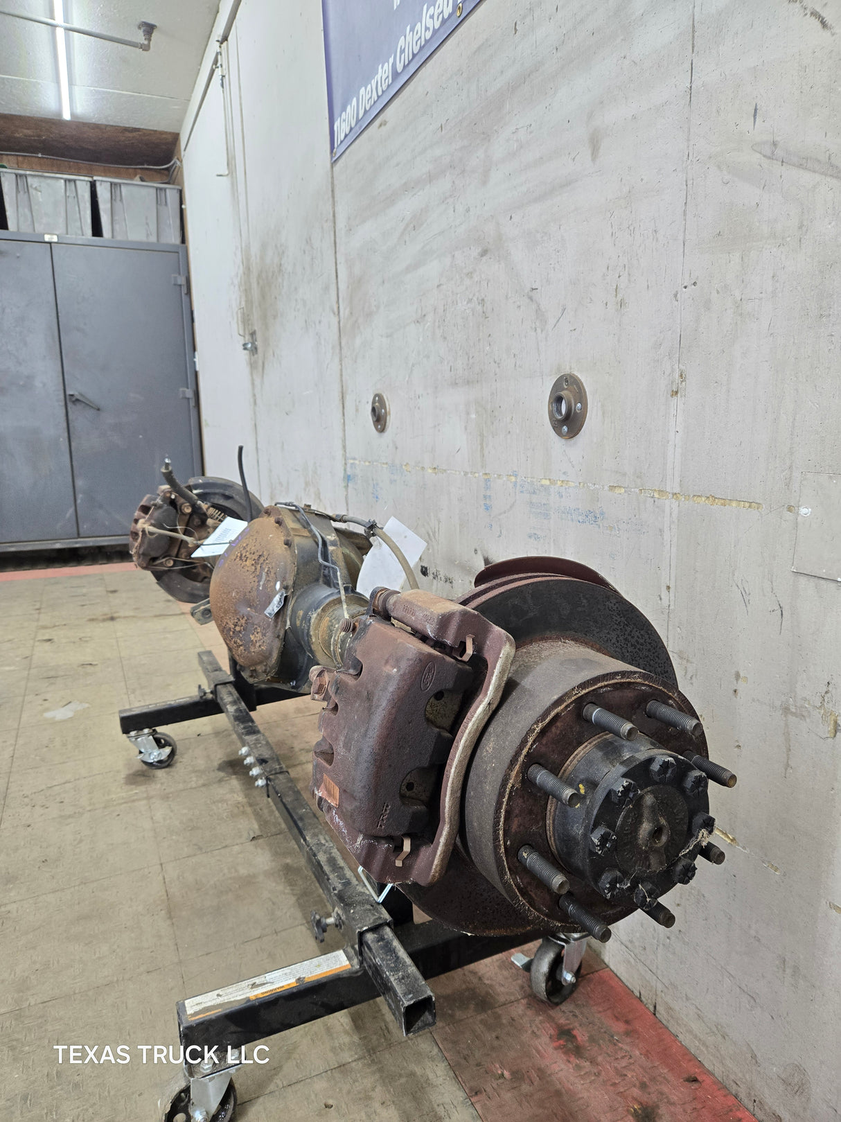 2005-2007 Ford Super Duty F250 F350 SRW Rear Axle 3.73 Gear Ratio 260k Miles