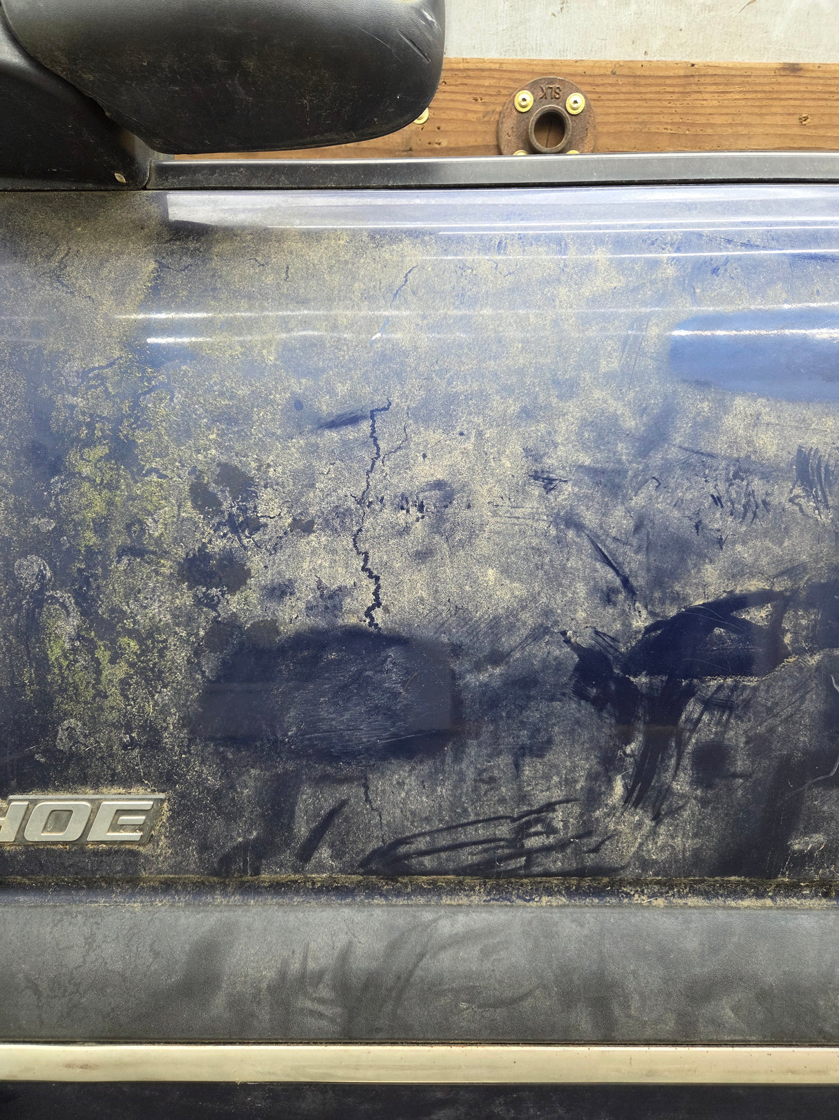 1999-2006 Chevrolet Silverado / GMC Sierra 1500 2500 3500 HD Front Driver Side Door LH