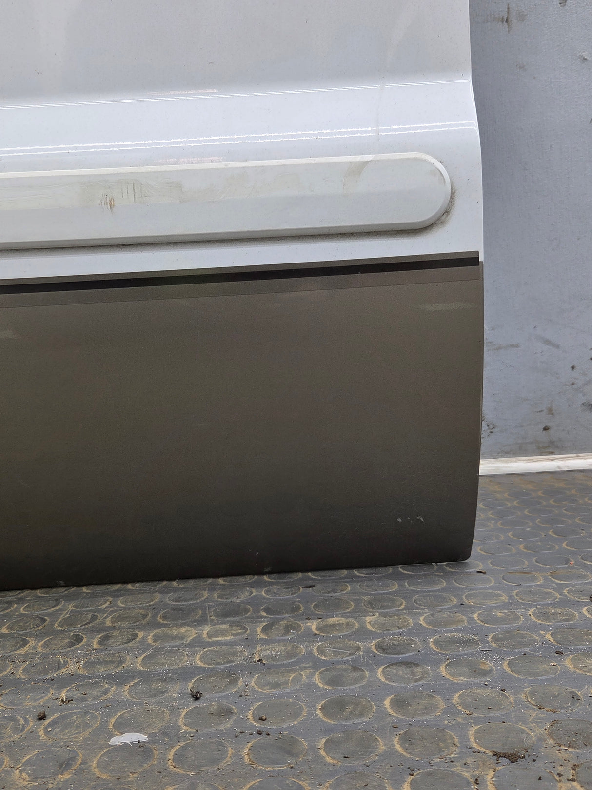 1999-2011 Ford Super Duty LH Driver Side Rear Crew Cab Door F250 F350 F450 F550