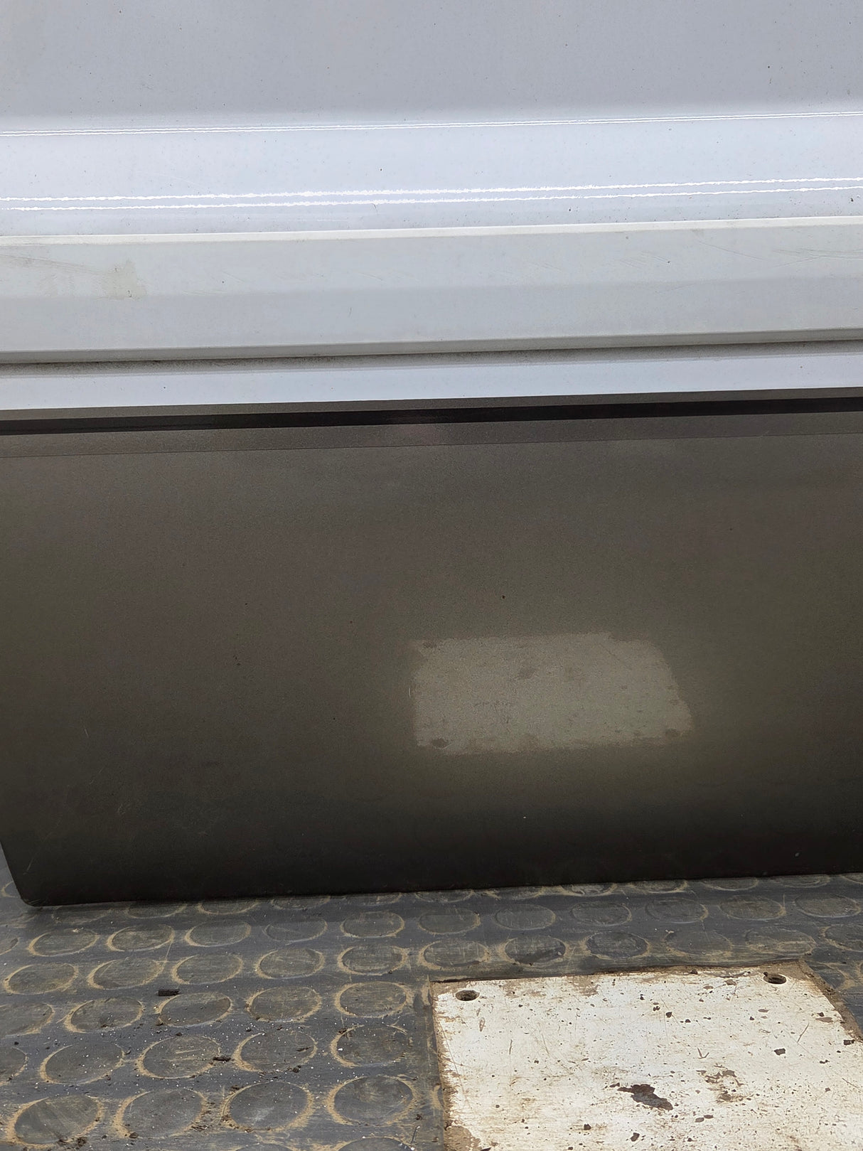 1999-2011 Ford Super Duty LH Driver Side Rear Crew Cab Door F250 F350 F450 F550