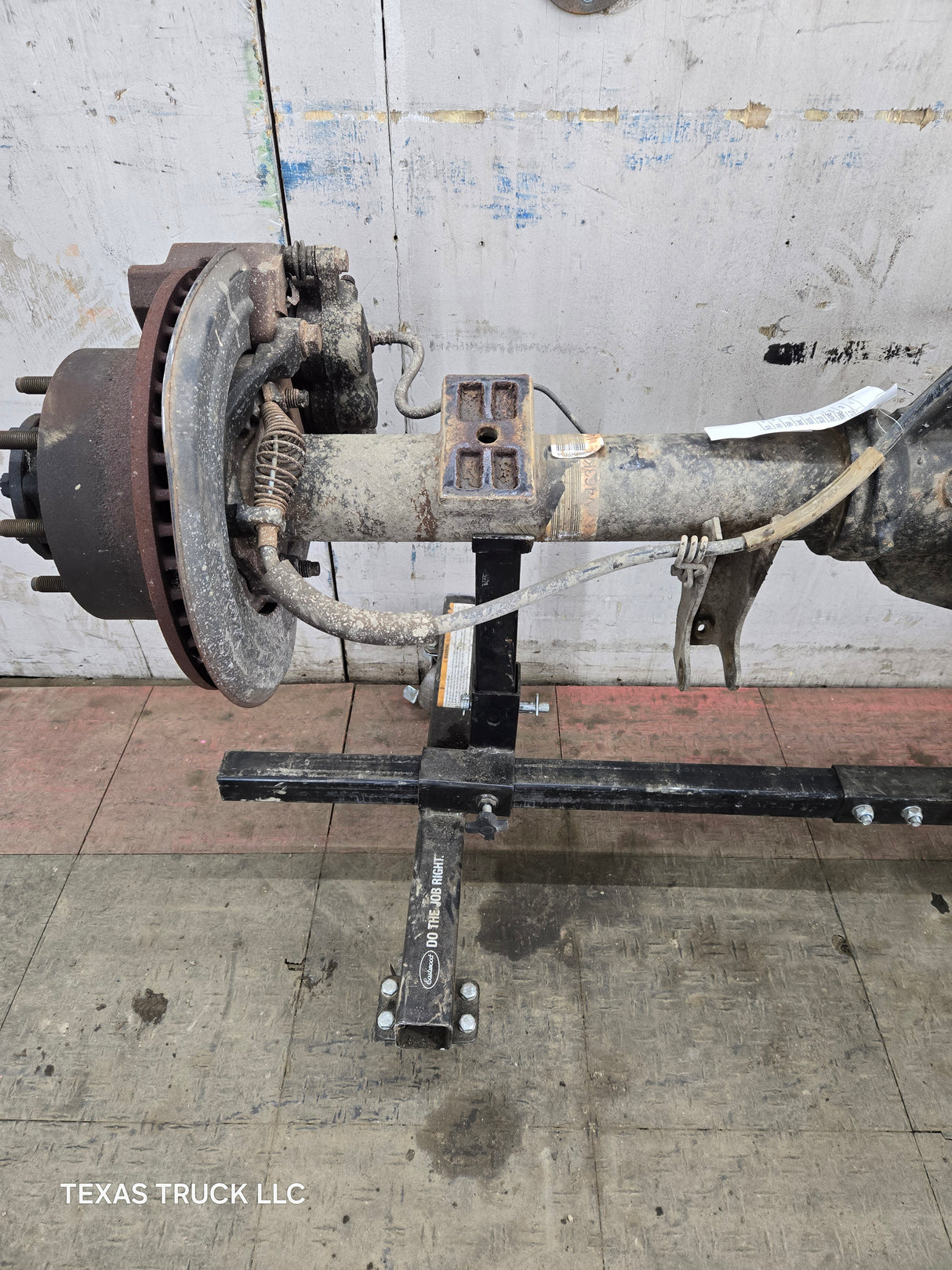 2008-2010 Ford Super Duty F250 F350 SRW Rear Axle 4.10 Gear Ratio