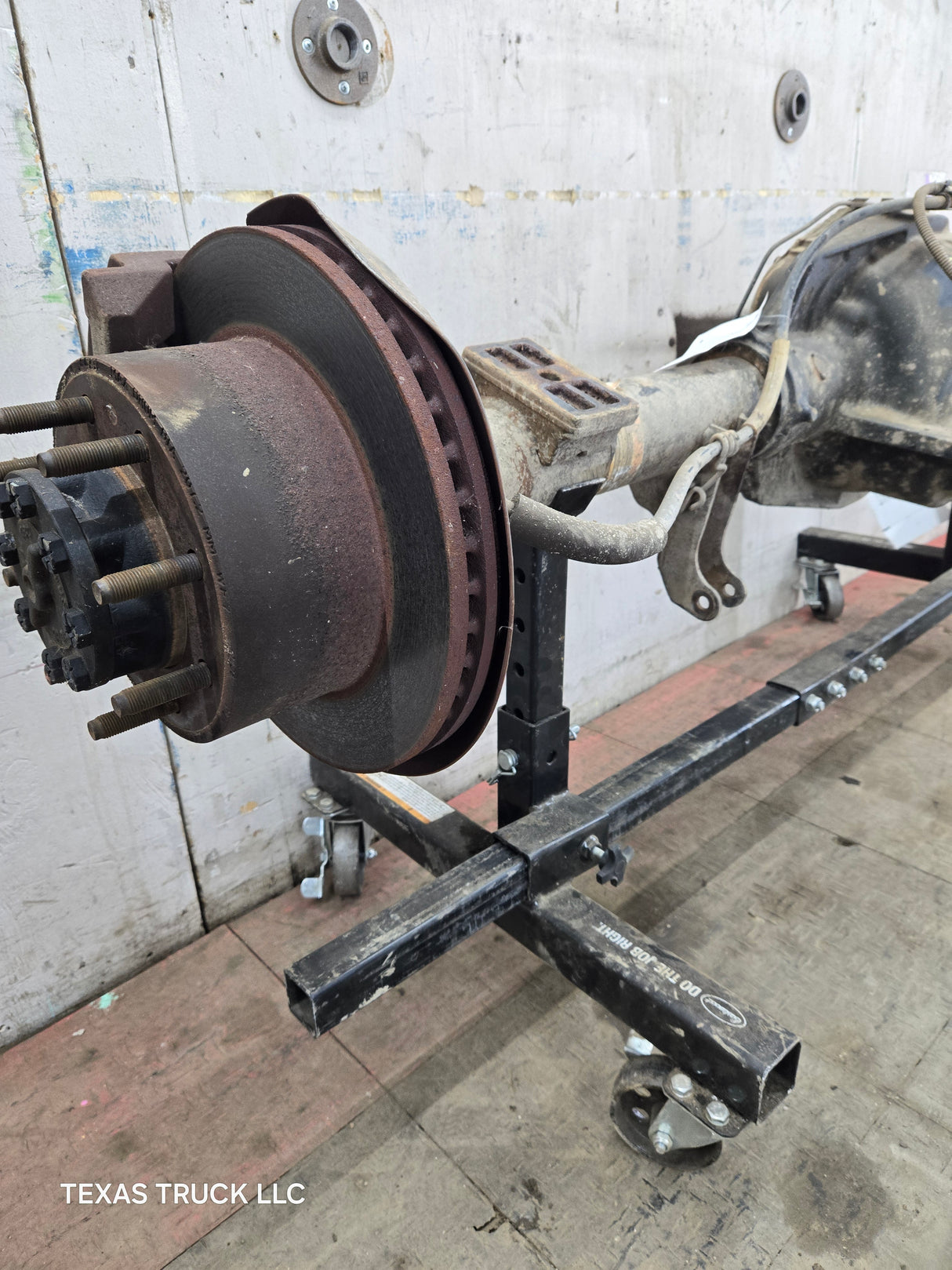 2008-2010 Ford Super Duty F250 F350 SRW Rear Axle 4.10 Gear Ratio