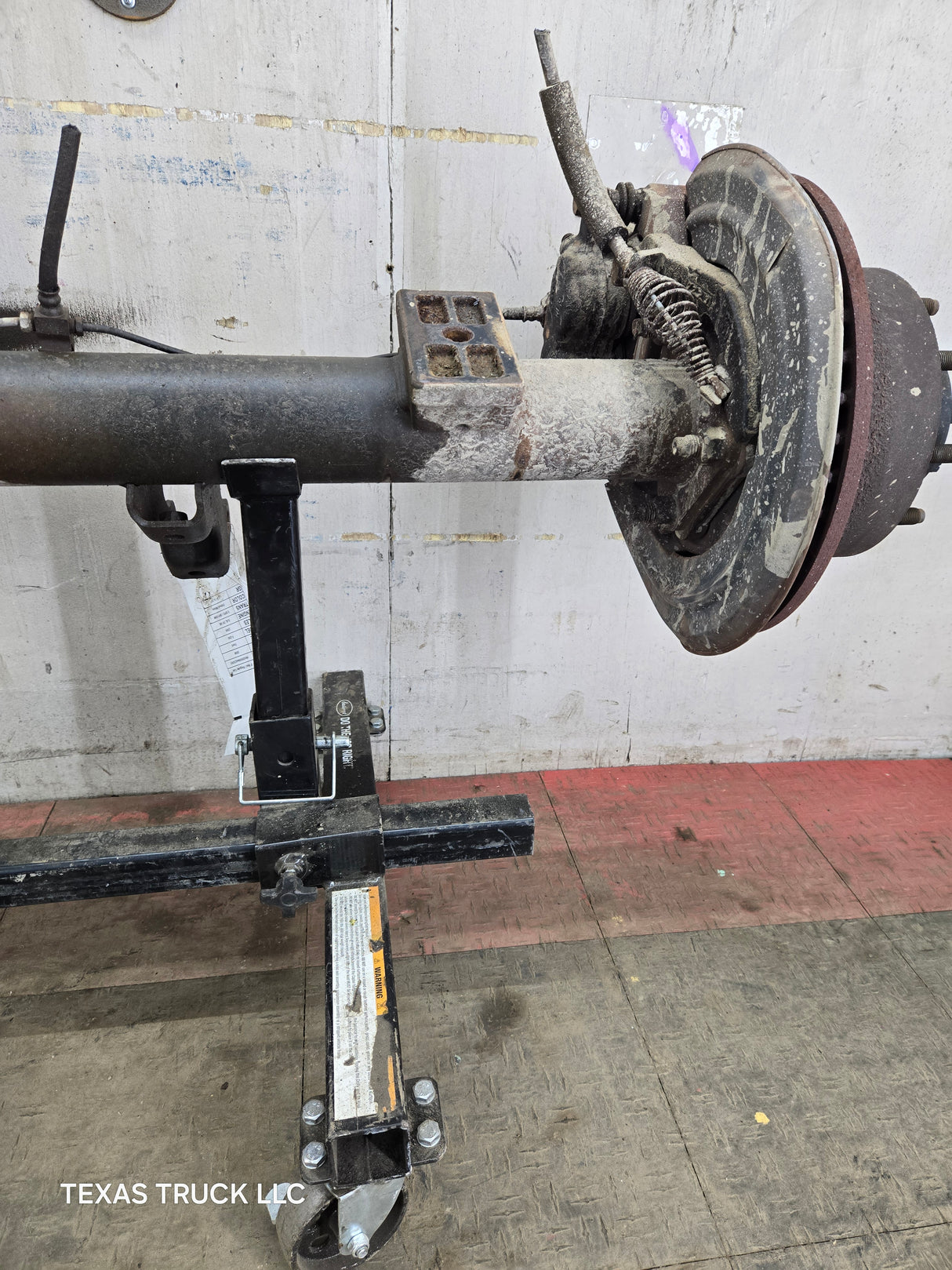 2008-2010 Ford Super Duty F250 F350 SRW Rear Axle 4.10 Gear Ratio