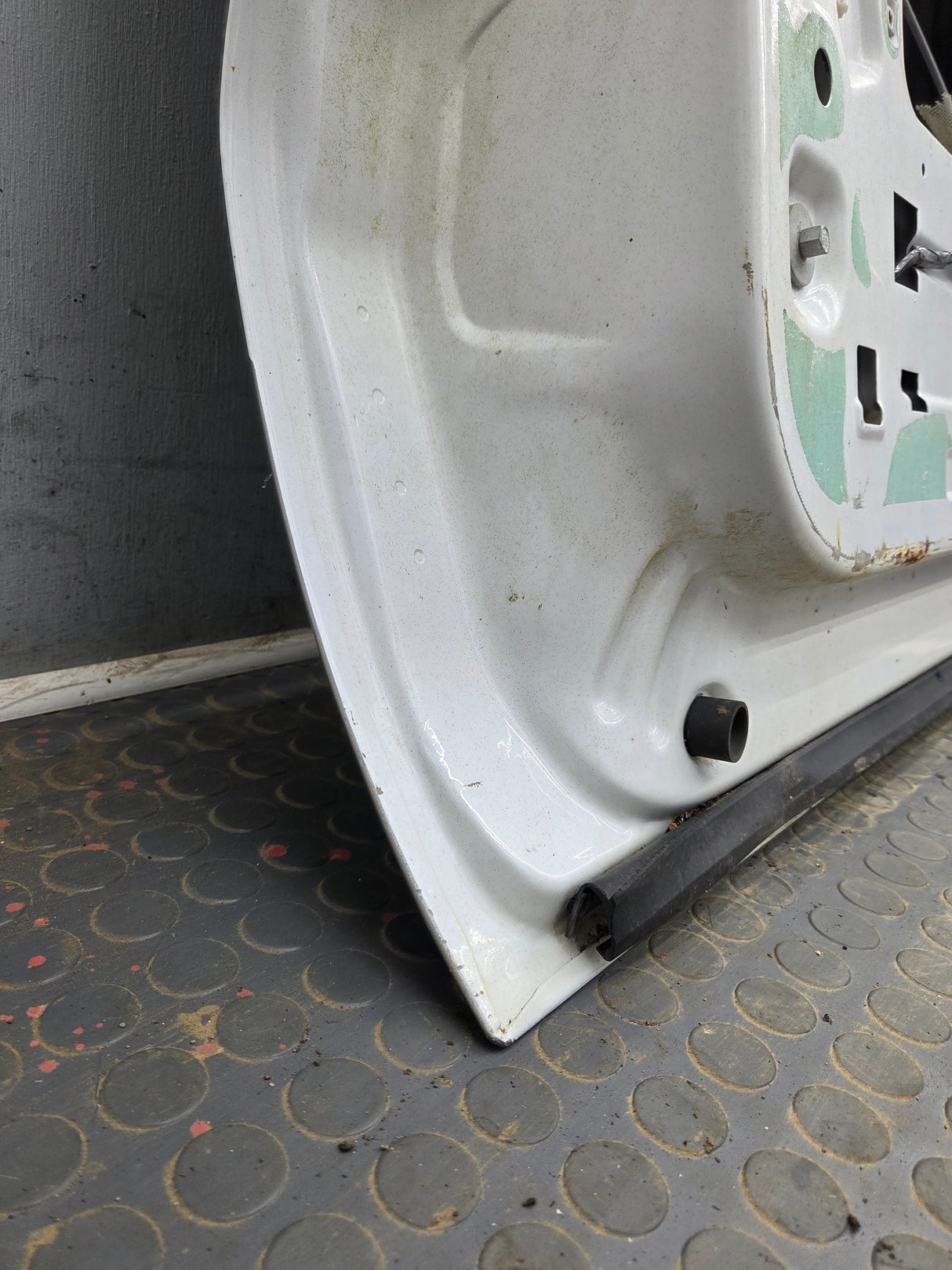 1999-2011 Ford Super Duty LH Driver Side Rear Crew Cab Door F250 F350 F450 F550