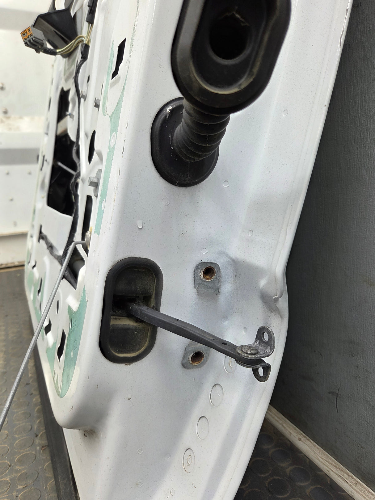 1999-2011 Ford Super Duty LH Driver Side Rear Crew Cab Door F250 F350 F450 F550