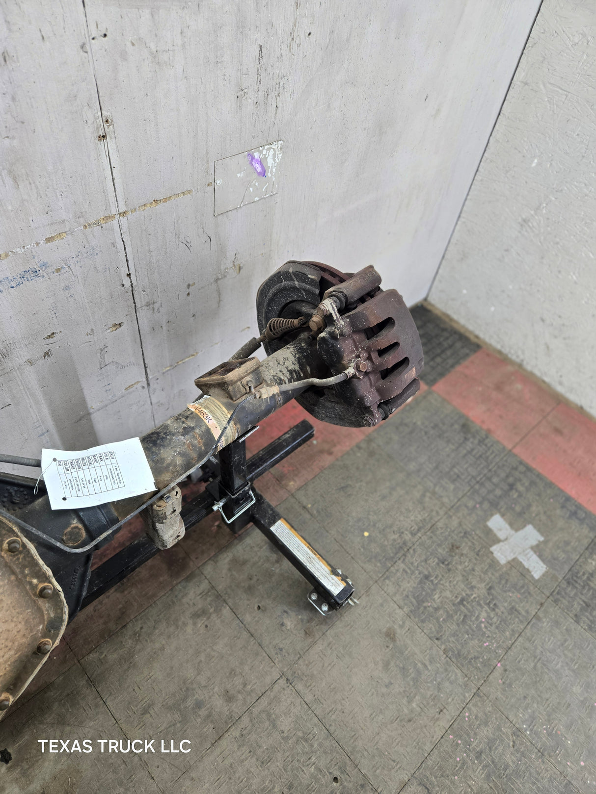 2008-2010 Ford Super Duty F250 F350 SRW Rear Axle 4.10 Gear Ratio