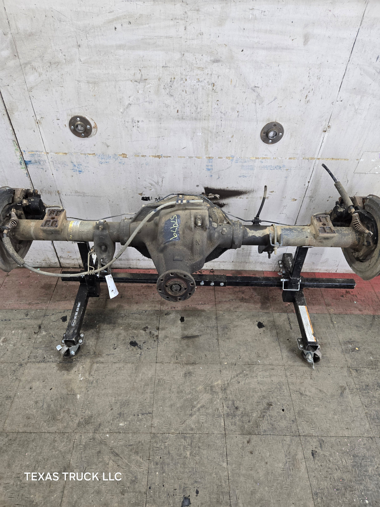 2005-2007 Ford Super Duty F250 F350 SRW Rear Axle 3.73 Gear Ratio 213k Miles