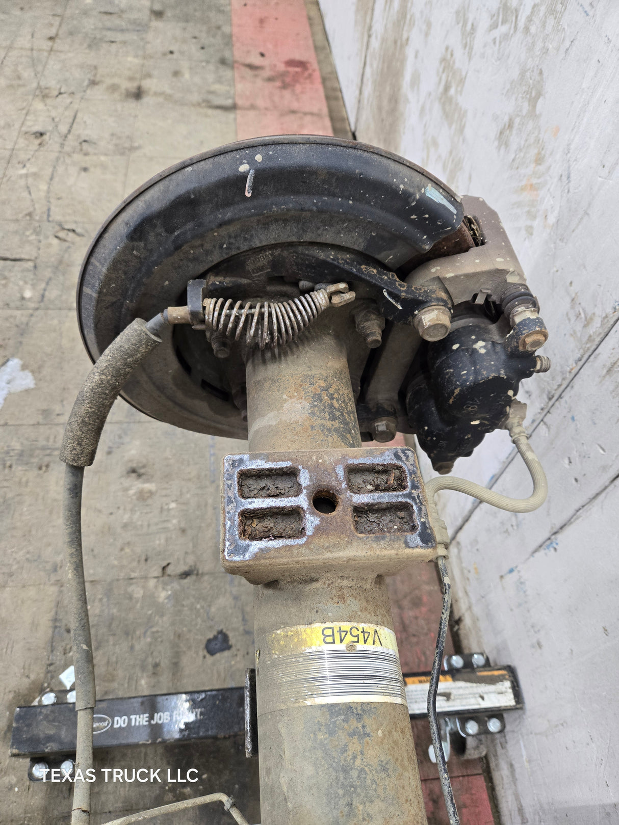 2005-2007 Ford Super Duty F250 F350 SRW Rear Axle 3.73 Gear Ratio 213k Miles