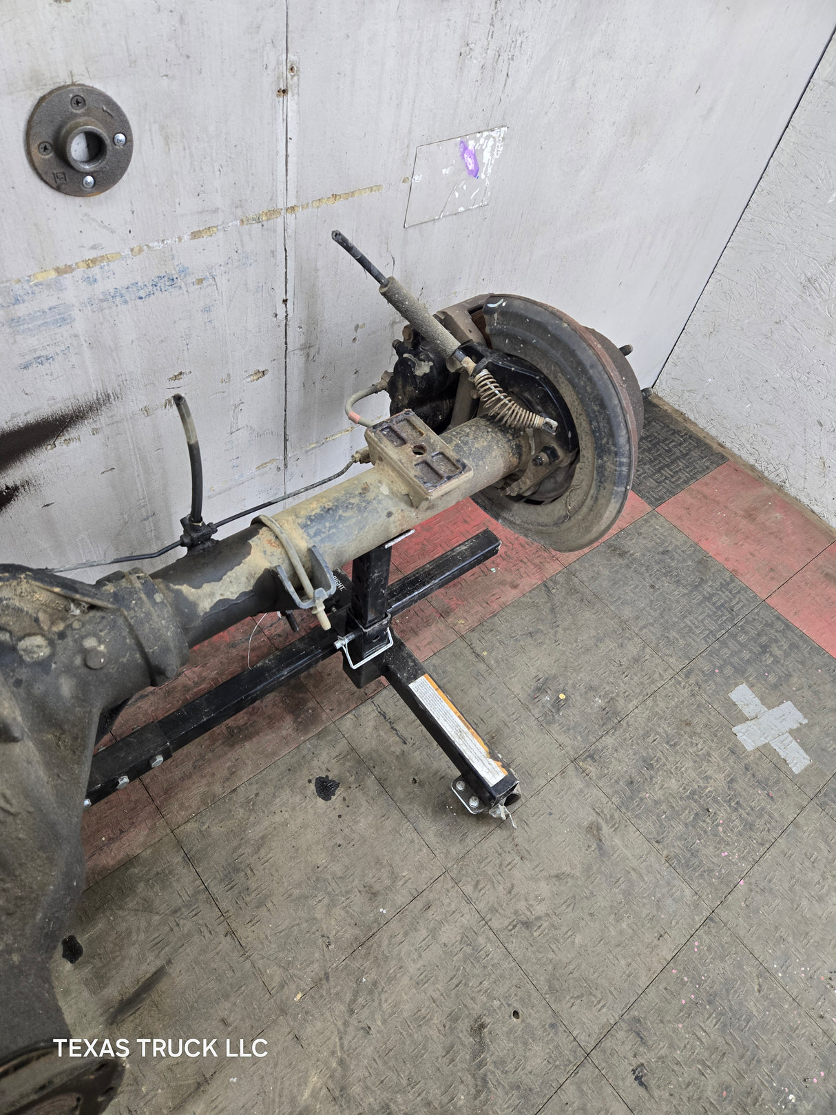2005-2007 Ford Super Duty F250 F350 SRW Rear Axle 3.73 Gear Ratio 213k Miles