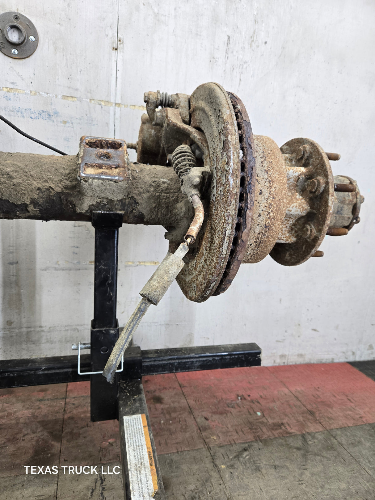 2013-2016 Ford Super Duty F350 Cab Chassis Rear Axle 4.10 Gear Ratio Rear End 237k miles