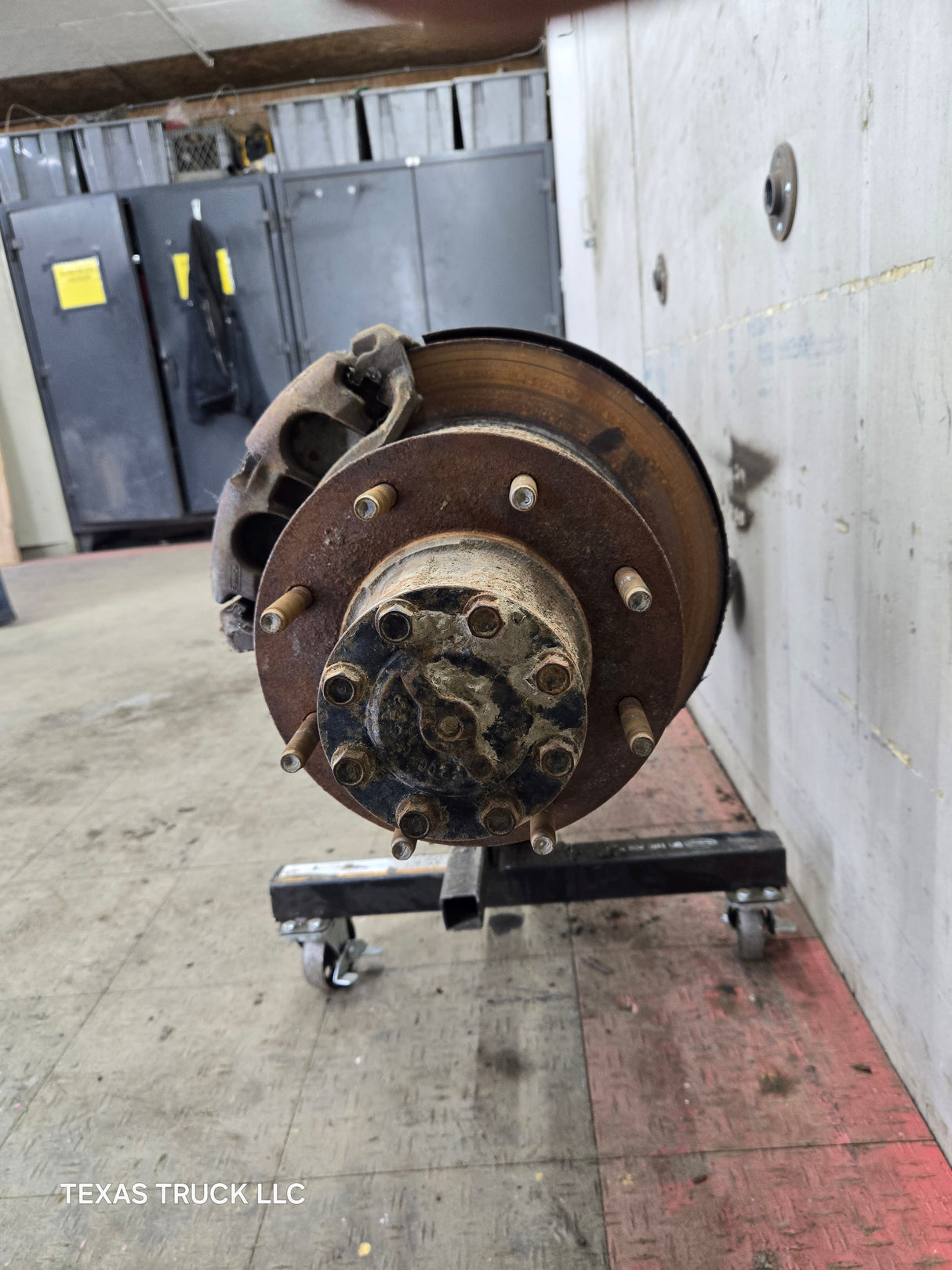 2013-2016 Ford Super Duty F350 Cab Chassis Rear Axle 4.10 Gear Ratio Rear End 237k miles
