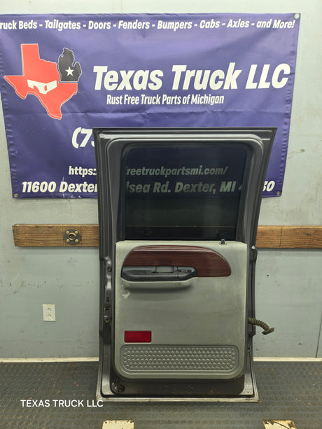 1999-2007 Ford Super Duty LH Driver Side Rear Crew Cab Door F250 F350 F450 F550